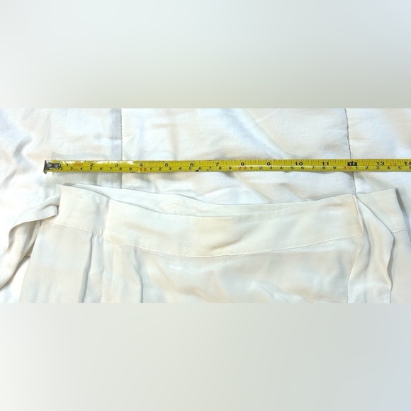 SEZANE- Adriana Skirt in Ecru. 100% Silk!  Lined wrap-around. Size 4. Gorgeous! - Picture 7 of 7